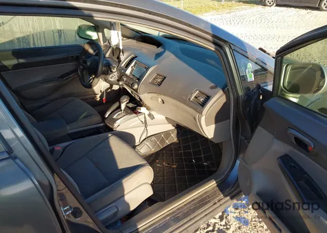 2010 Honda Civic Vp z USA, uszkodzony, nr VIN 19XFA1F39AE039273